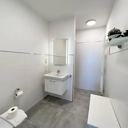 Silbermoewe, Am Alten Deich 22 6 *